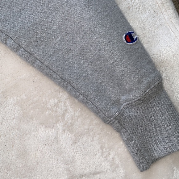 Champion Gray Sweatshirt EUC Small EUC Unisex - Picture 2 of 12